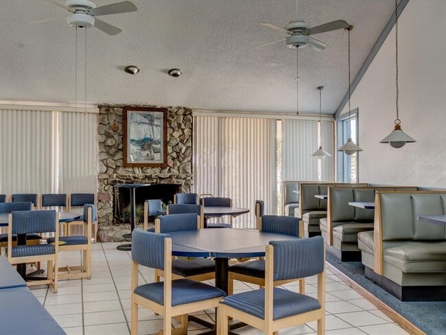 Building Photo - 11510 Shipwatch Dr