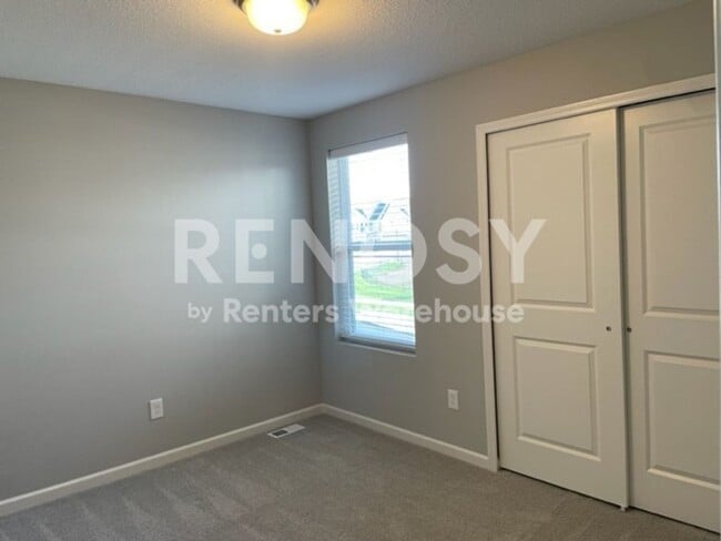 Building Photo - Union Park 3 Bedroom 2.5 Bath Townhome in Lake Elmo