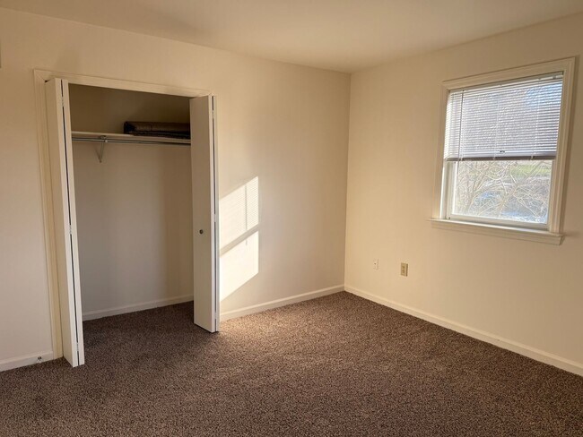 Building Photo - 110-112 Fridy St.