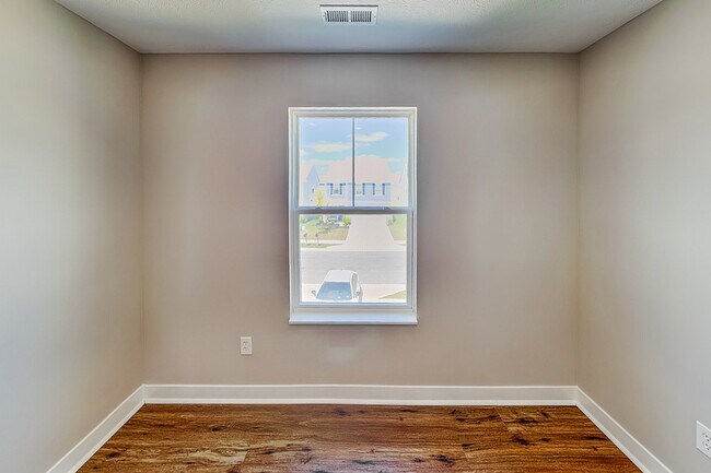 Building Photo - 11509 Basalt Dr