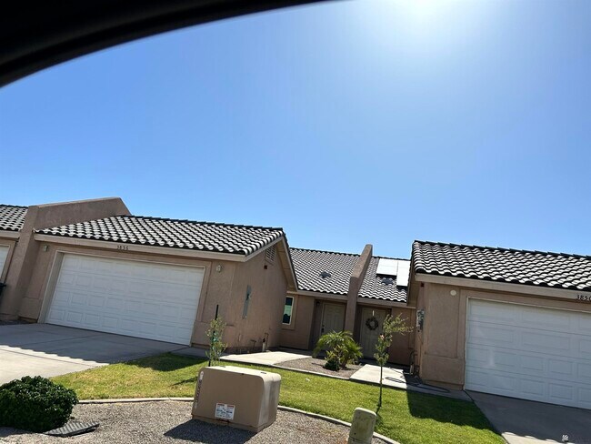 Building Photo - 3856 S Brianna Dr