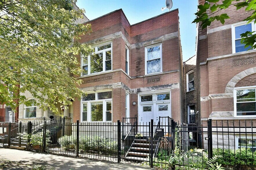 Building Photo - 1316 N Artesian Ave