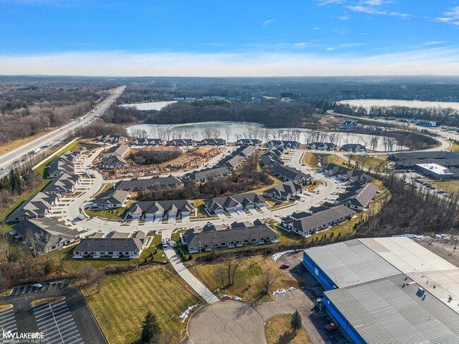 Building Photo - 5860 Windword Dr
