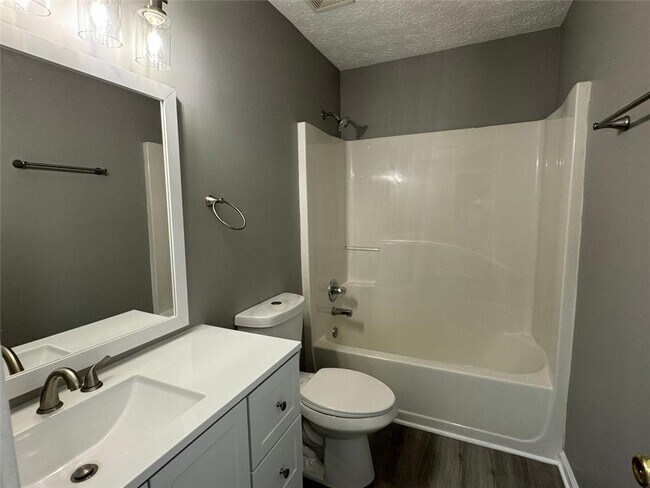 Building Photo - 2910 Arden Ridge Dr
