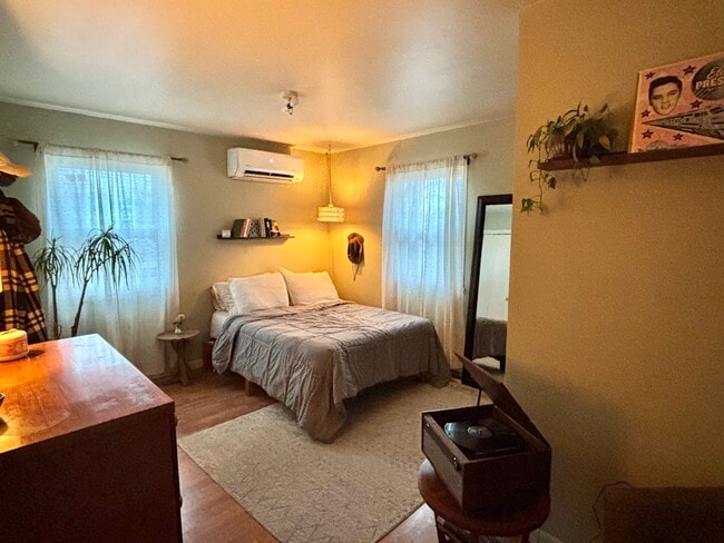 Building Photo - 805 Clinkscales Rd