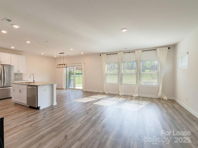 Building Photo - 2606 Arbor Loop Dr