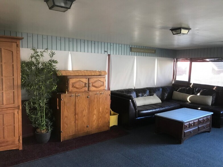 Building Photo - 131 E 300 N