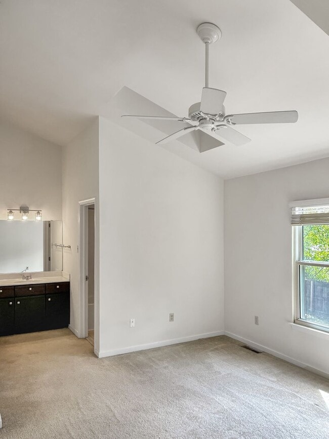 Building Photo - Holiday Special! – No Application Fee This Season! - 3 Bedroom Home with Pool Access - $150 Disco...