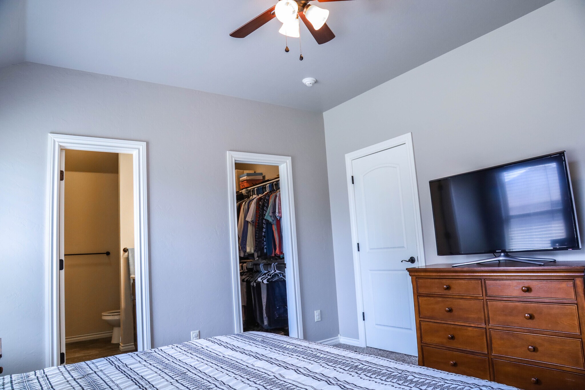 Building Photo - 324 SW 147th St