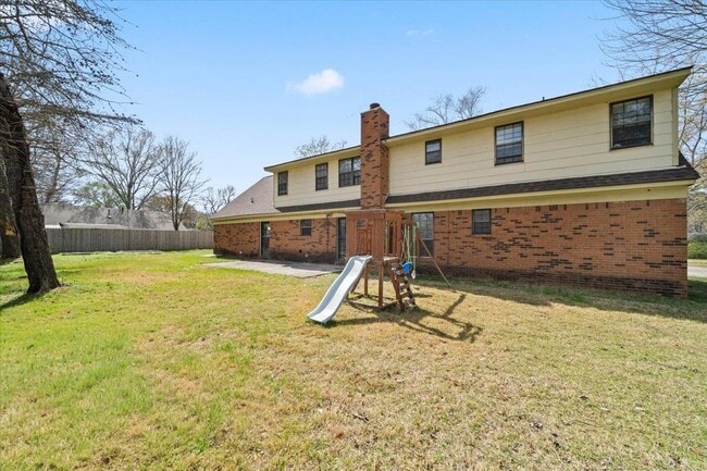 Building Photo - 676 Hermitage Trail