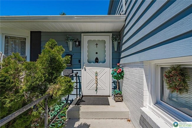 Building Photo - 2627 Nottingham Rd