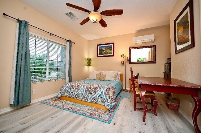 Primary Photo - 835 Alta Rdg