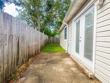 Building Photo - 2566 Barron Ct