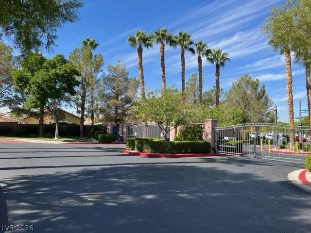 Building Photo - 251 S Green Valley Pkwy