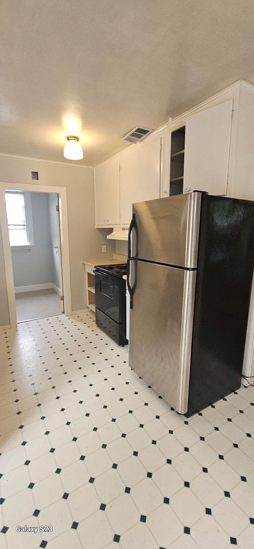 Building Photo - Lovely 2bedroom/1 bonus loft Tacoma house near UPS APPLICATION PENDING