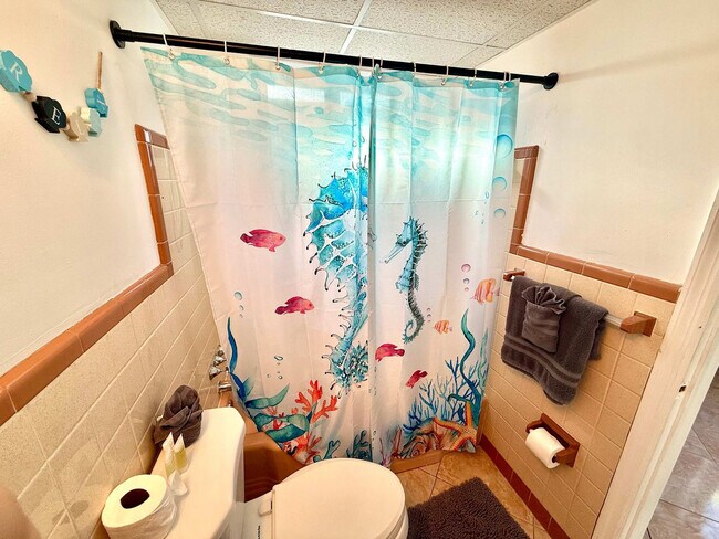 Building Photo - 330 Grant St