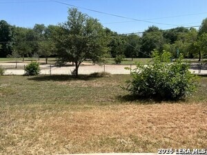 Building Photo - 4042 City View Dr