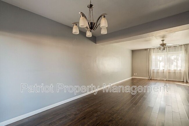 Building Photo - 8331 E Thomas Rd