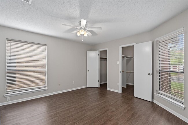 Building Photo - 13357 Water Oak Ln