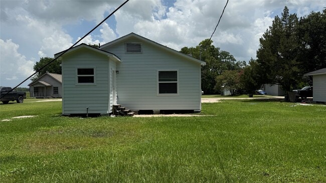 Building Photo - 104 Gum Gully Rd