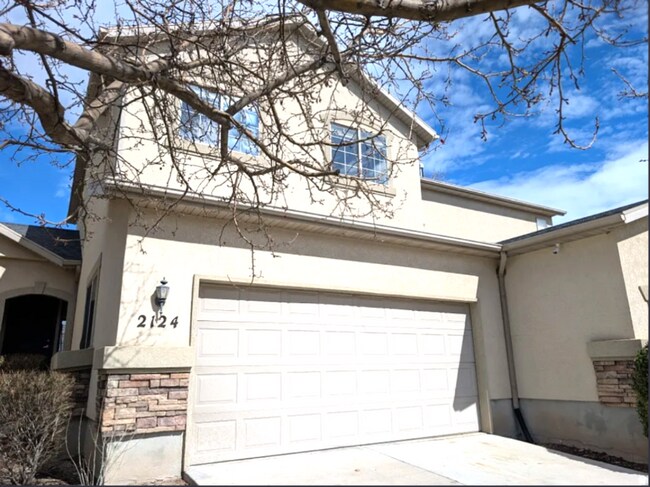 Building Photo - 4 bedroom/3.5 bathroom Townhome in Lehi