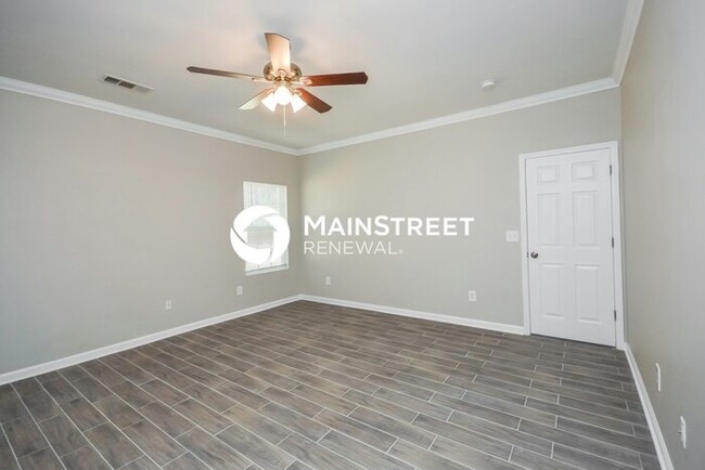 Building Photo - 4 Bedroom Pet-Friendly Home in COVINGTON, ...