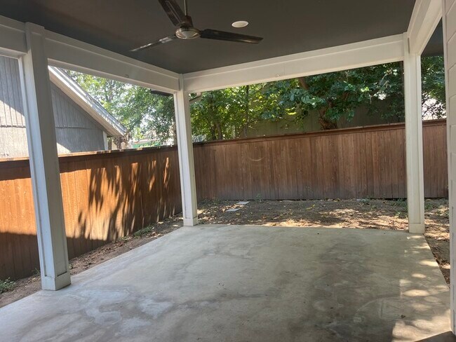 Building Photo - Custom Built 3/2/2 Delga Park! Trinity Trails Minutes from downtown Fort Worth!