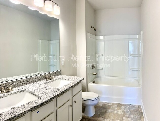 Building Photo - 3452 Sumersbe court