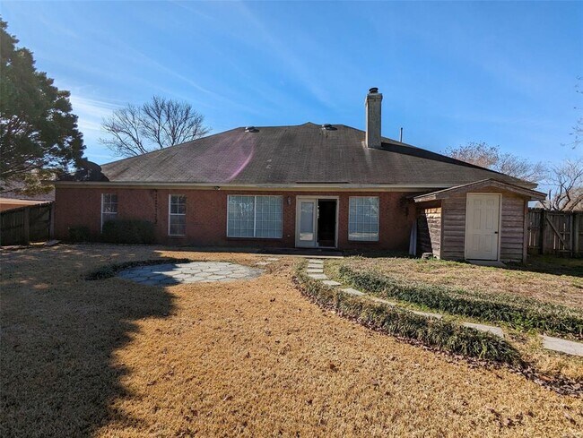 Building Photo - 8107 Fletcher Hill Dr