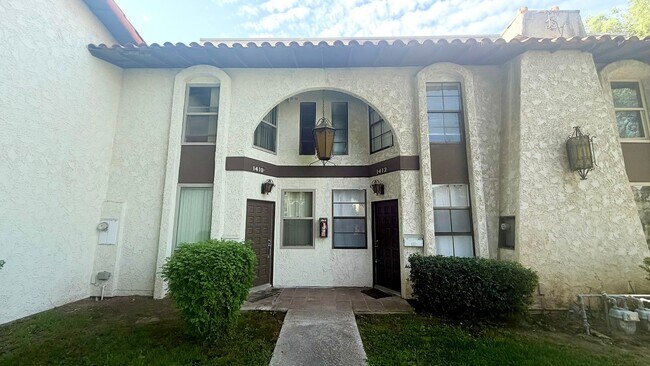 Building Photo - 22684 Minona Dr