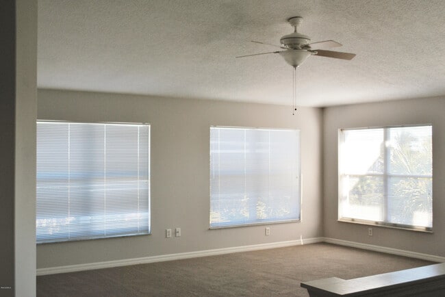 Building Photo - 120 Ibis Dr
