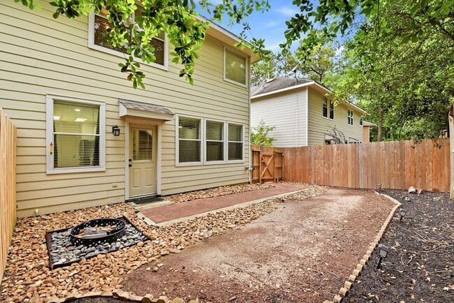 Building Photo - 78 N Camellia Grove Cir