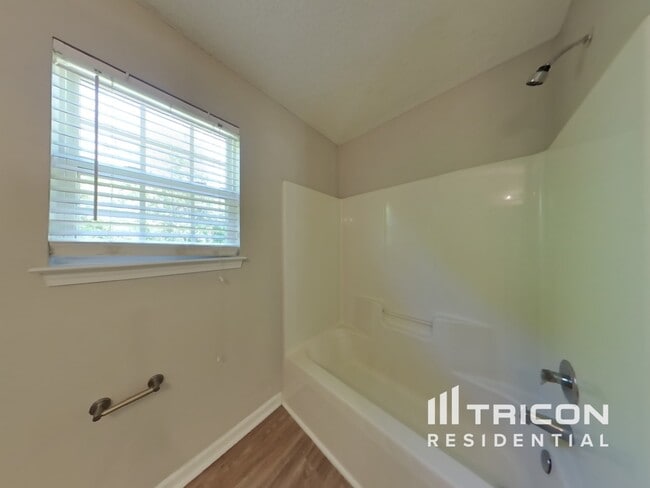 Building Photo - 5935 Laurenfield Dr