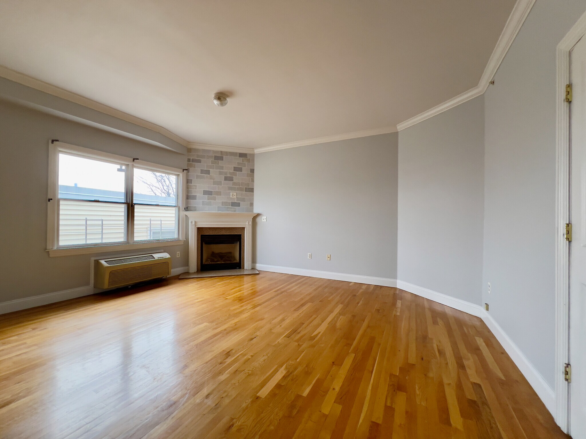 Living Room - 301 68th St