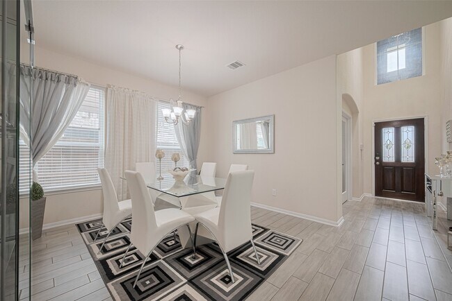 Building Photo - 5218 Windy Plantation Dr