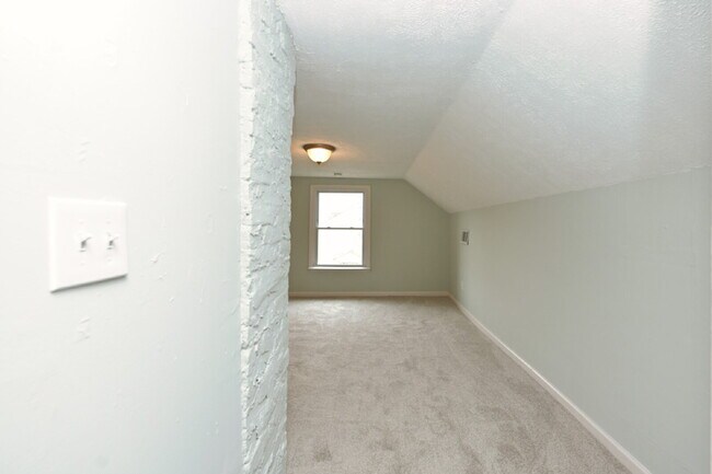 Building Photo - Renovated East Nashville Home | 3BR + Washer/Dryer + Off-Street Parking