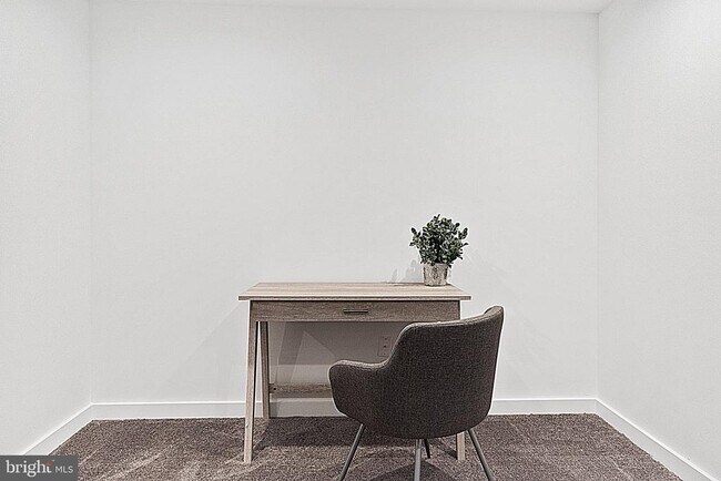 Building Photo - 1524 S 25th St