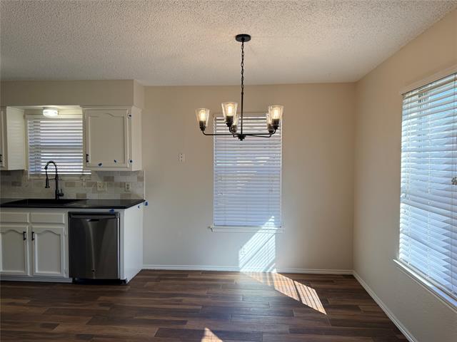 Building Photo - 1620 May St