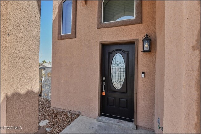 Building Photo - 11651 Dos Palmas Dr