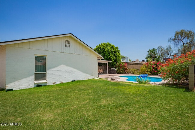 Building Photo - 4825 E Andora Dr