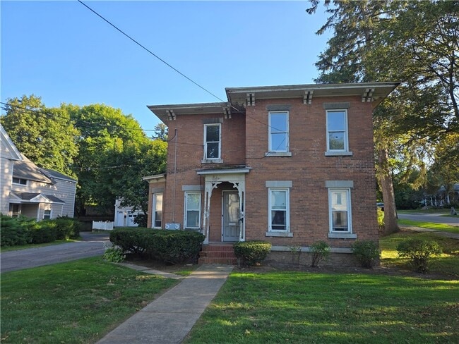 Primary Photo - 301 Church St