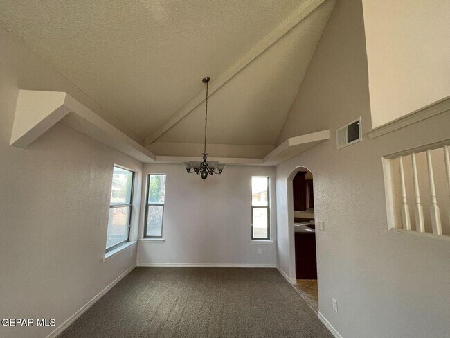 Building Photo - 3141 Tierra Mina Dr