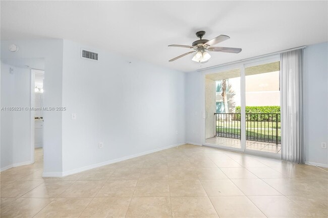 Building Photo - 1308 Villa Cir
