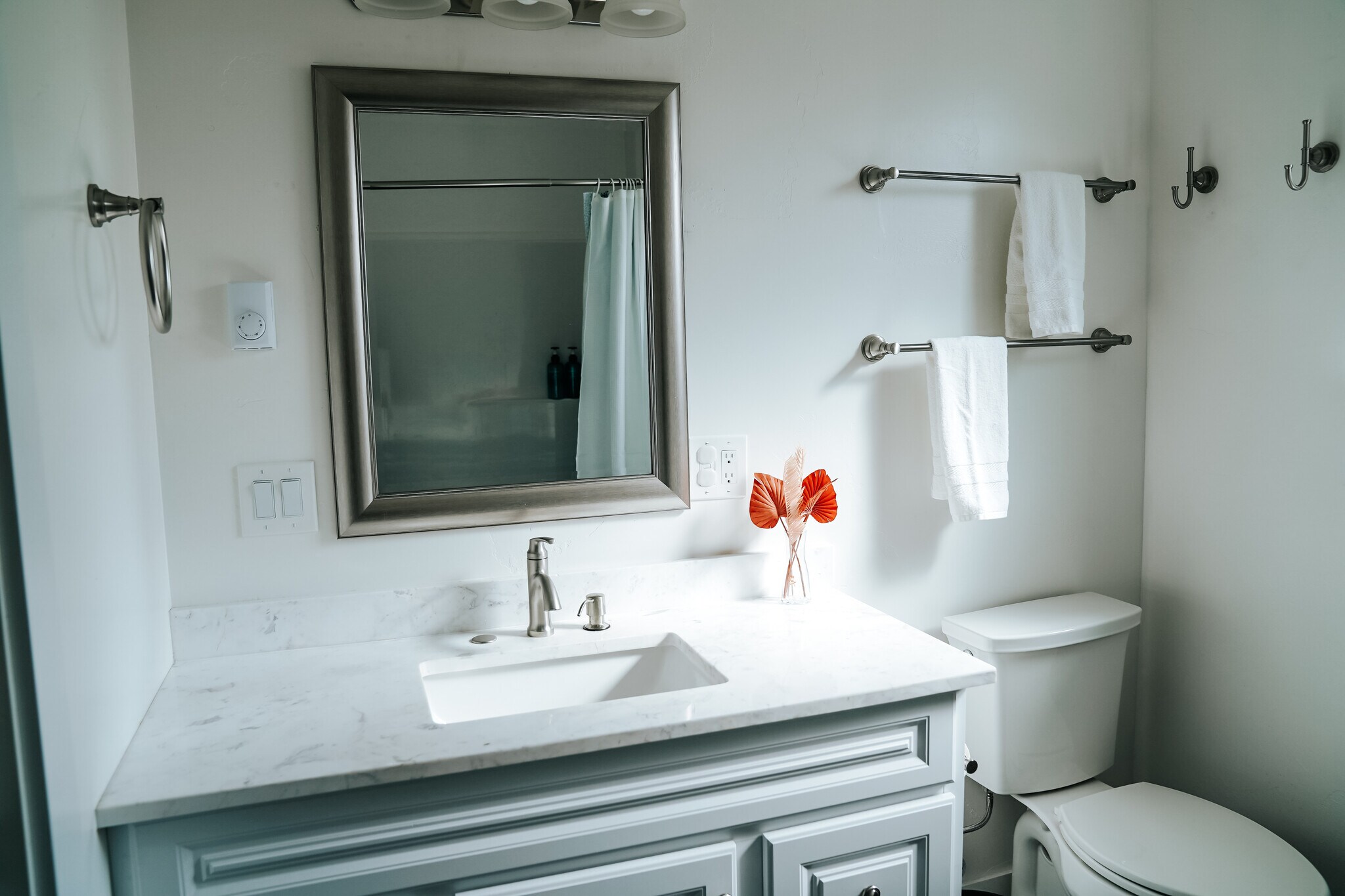 main bathroom full of light - 525 8th Ave W