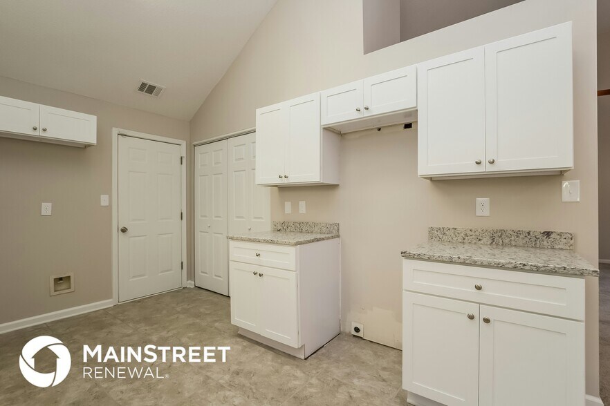Building Photo - 7075 Mahonia Pl