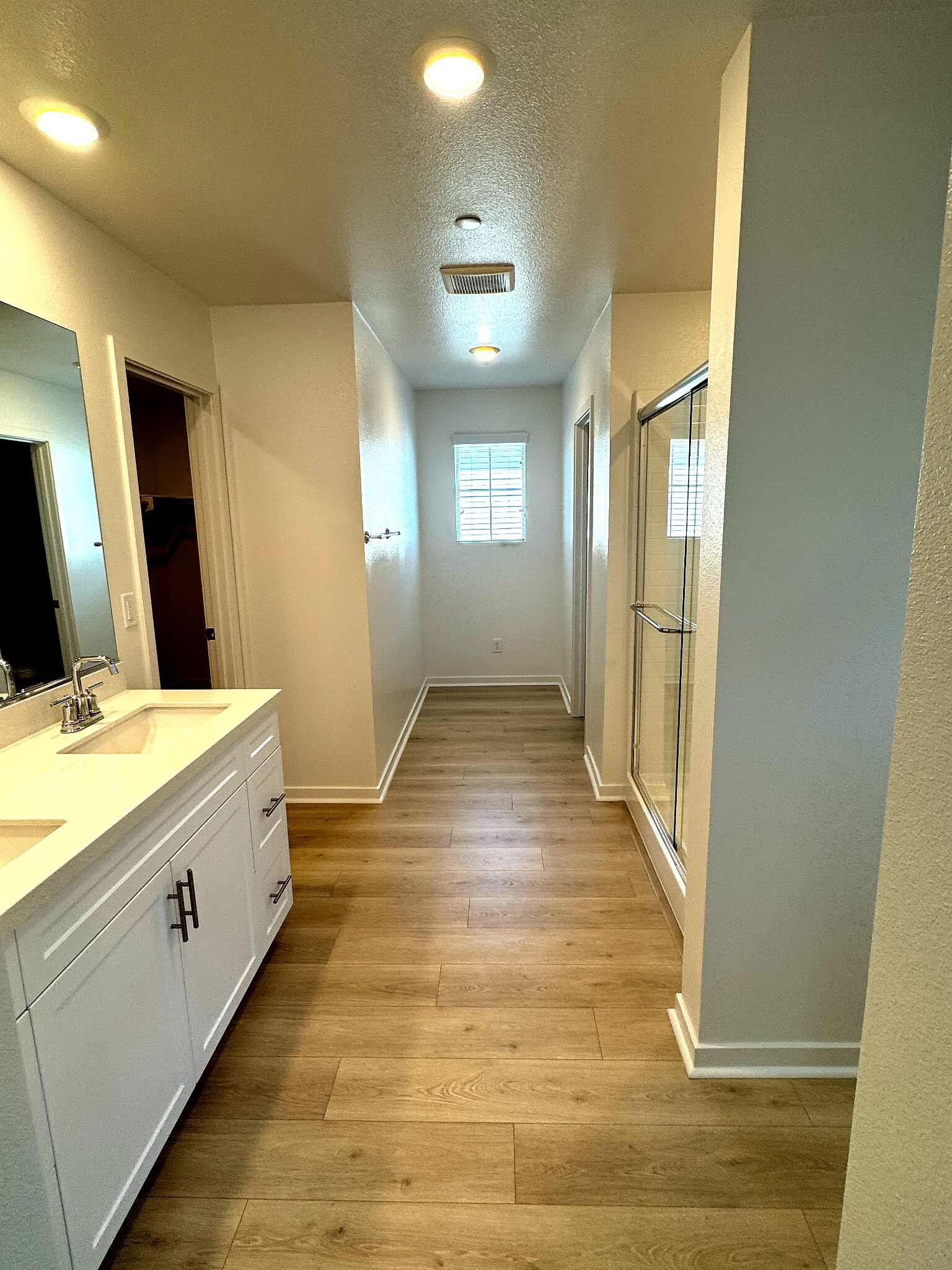 Master Bathroom - 2288 Panama Dr