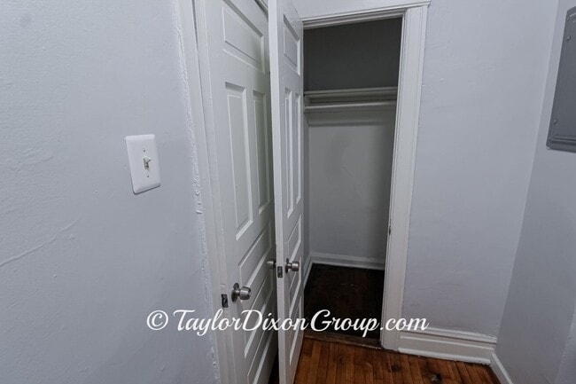 Building Photo - 5407 S Indiana Ave