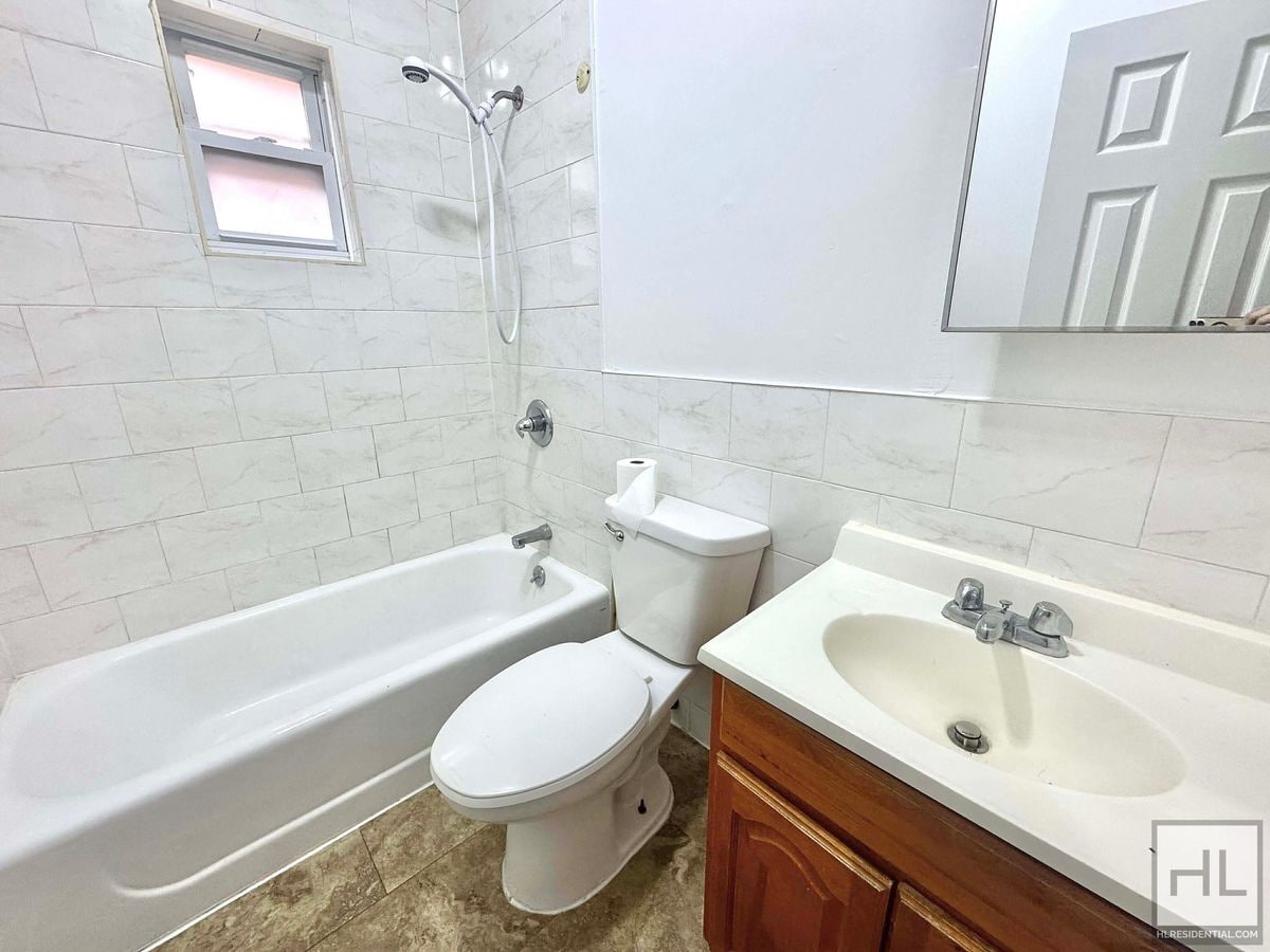 Building Photo - NEW UTRECHT AVENUE