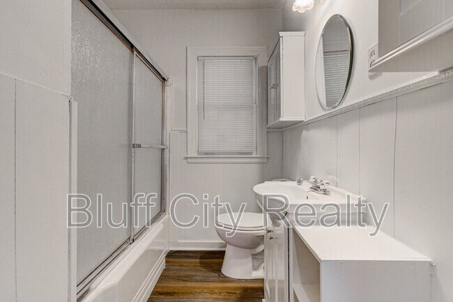 Building Photo - 3573 Spottswood Ave