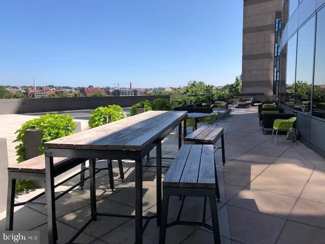 Building Photo - 1111 19th St N